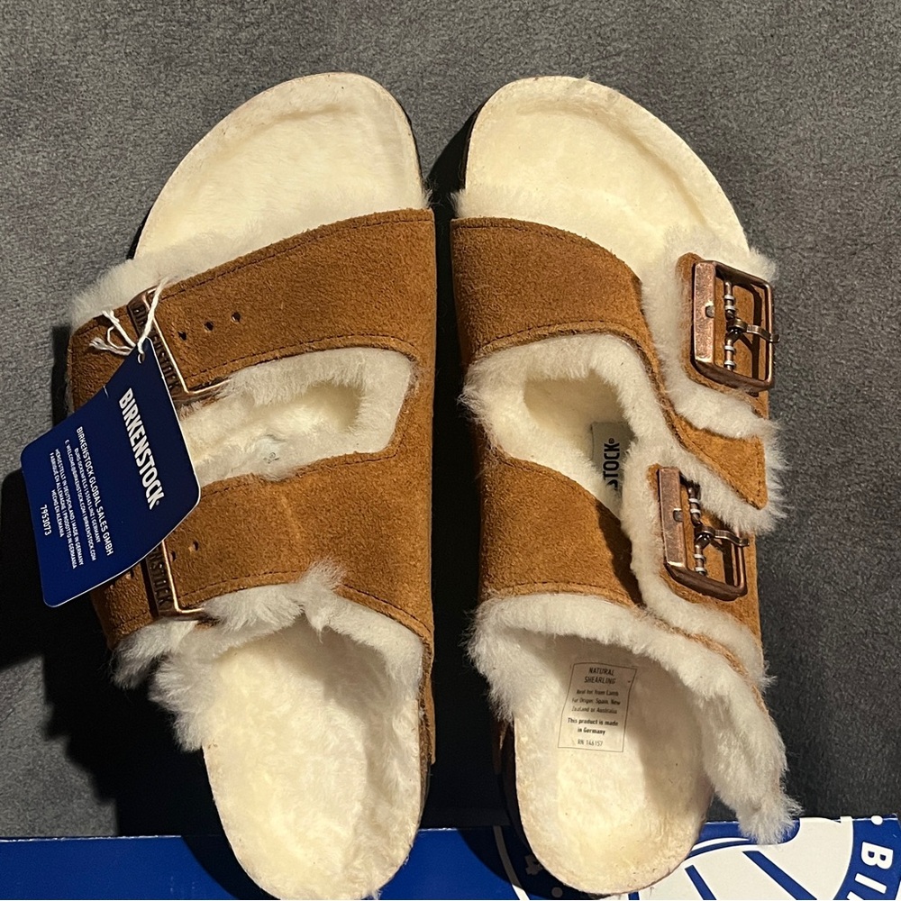 Birkenstock Women’s Arizona Shearing Sandals Mink Narrow fit Size 7 US